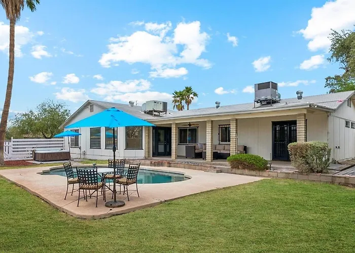 Kid's Favorite - Splash Pad - Pool - Playground Holiday home